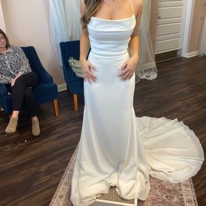 Mikaella Bridal Gown, size 6, professionally dry cleaned and looks brand new!